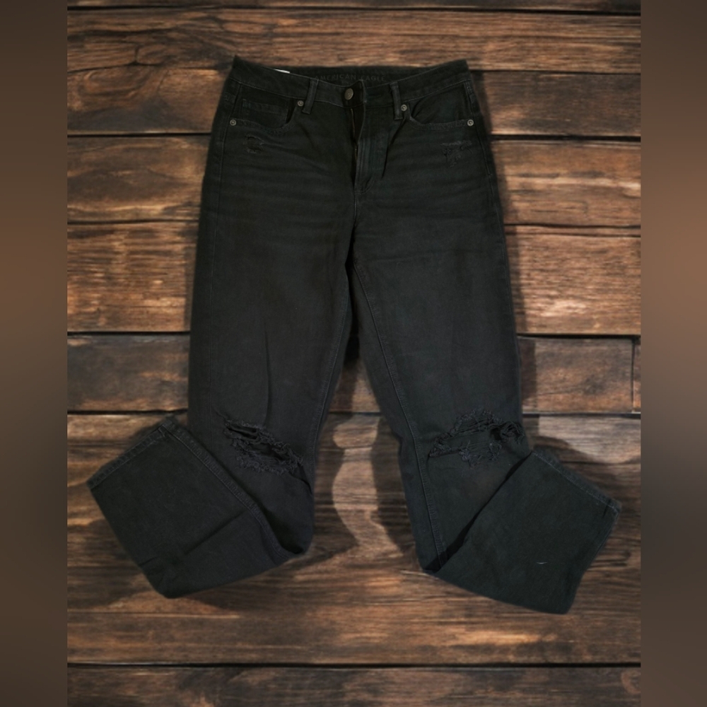 American Eagle Straight Leg Jean